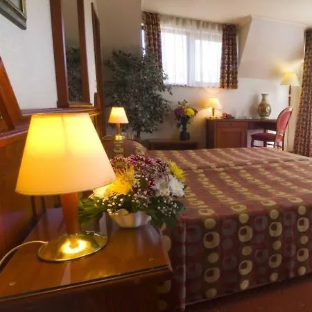 Szálloda Hotel Central